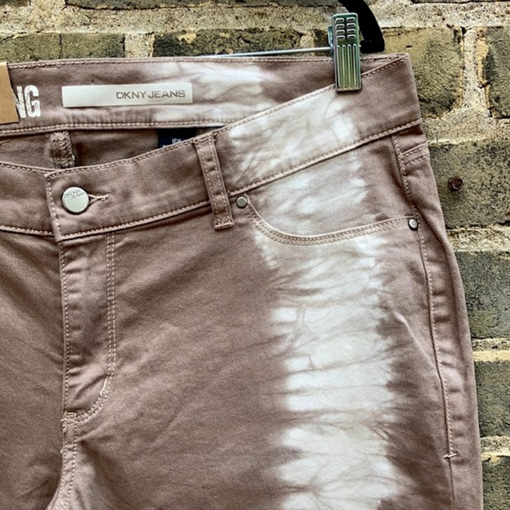 DKNY, NWT Tie Dye, Denim Jegging, Hippie Trail, Jeans, 16W, Plus